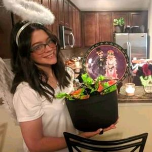 Meet your Posher, Hannah